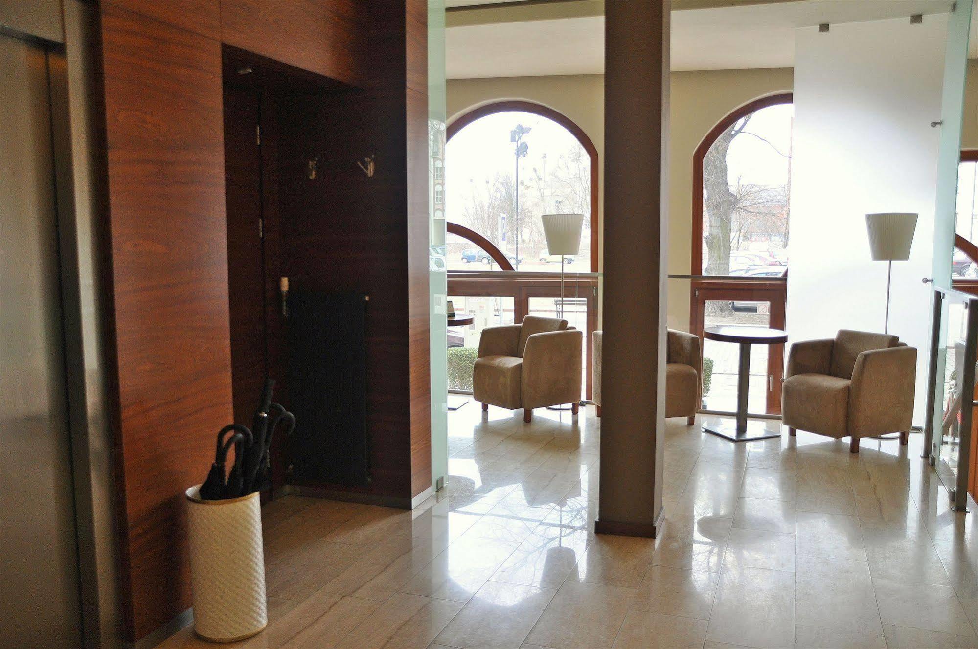 Hotel Atrium 엘블라그 외부 사진